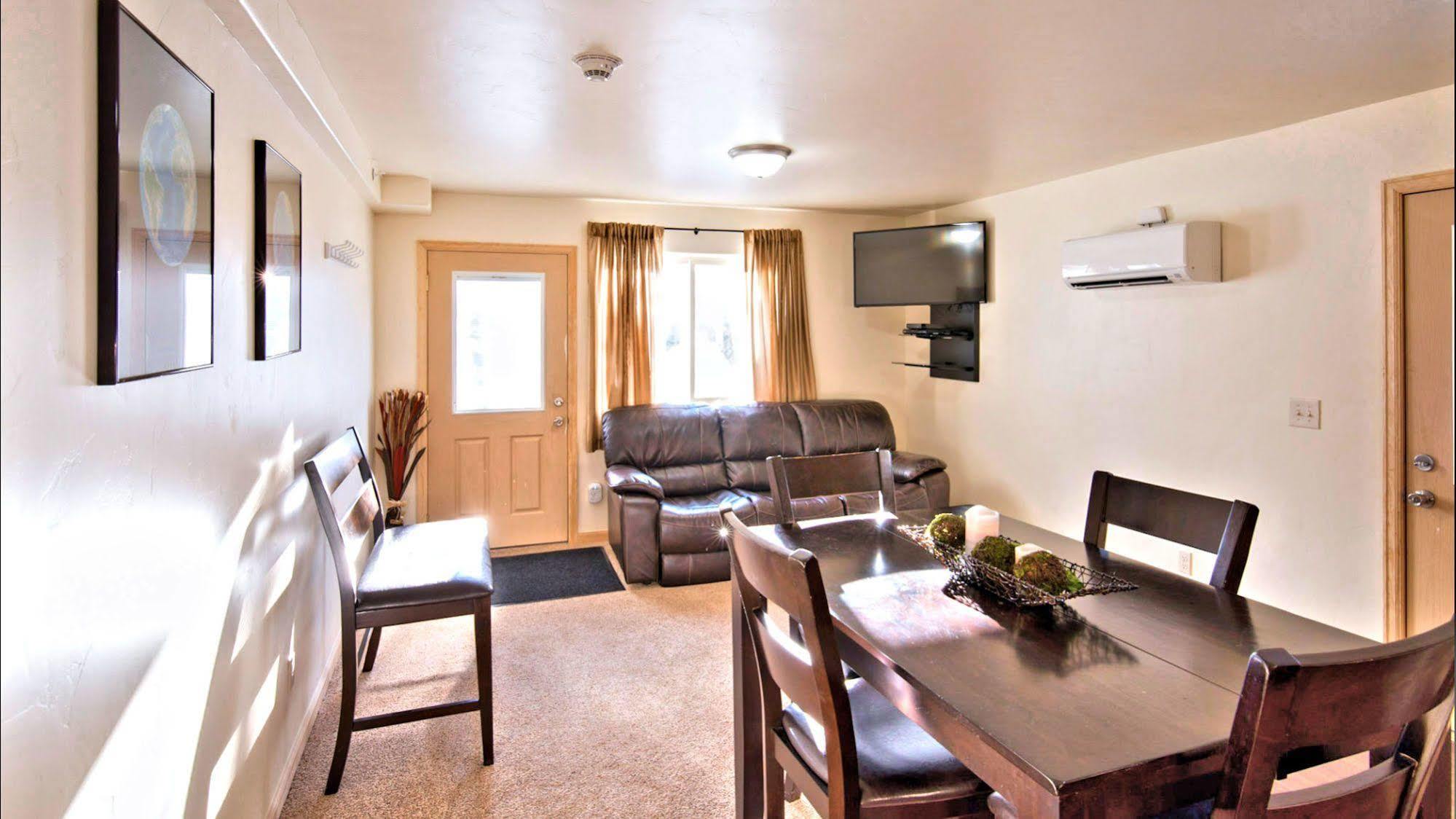 Mein Haus Bed & Breakfast Avon Esterno foto