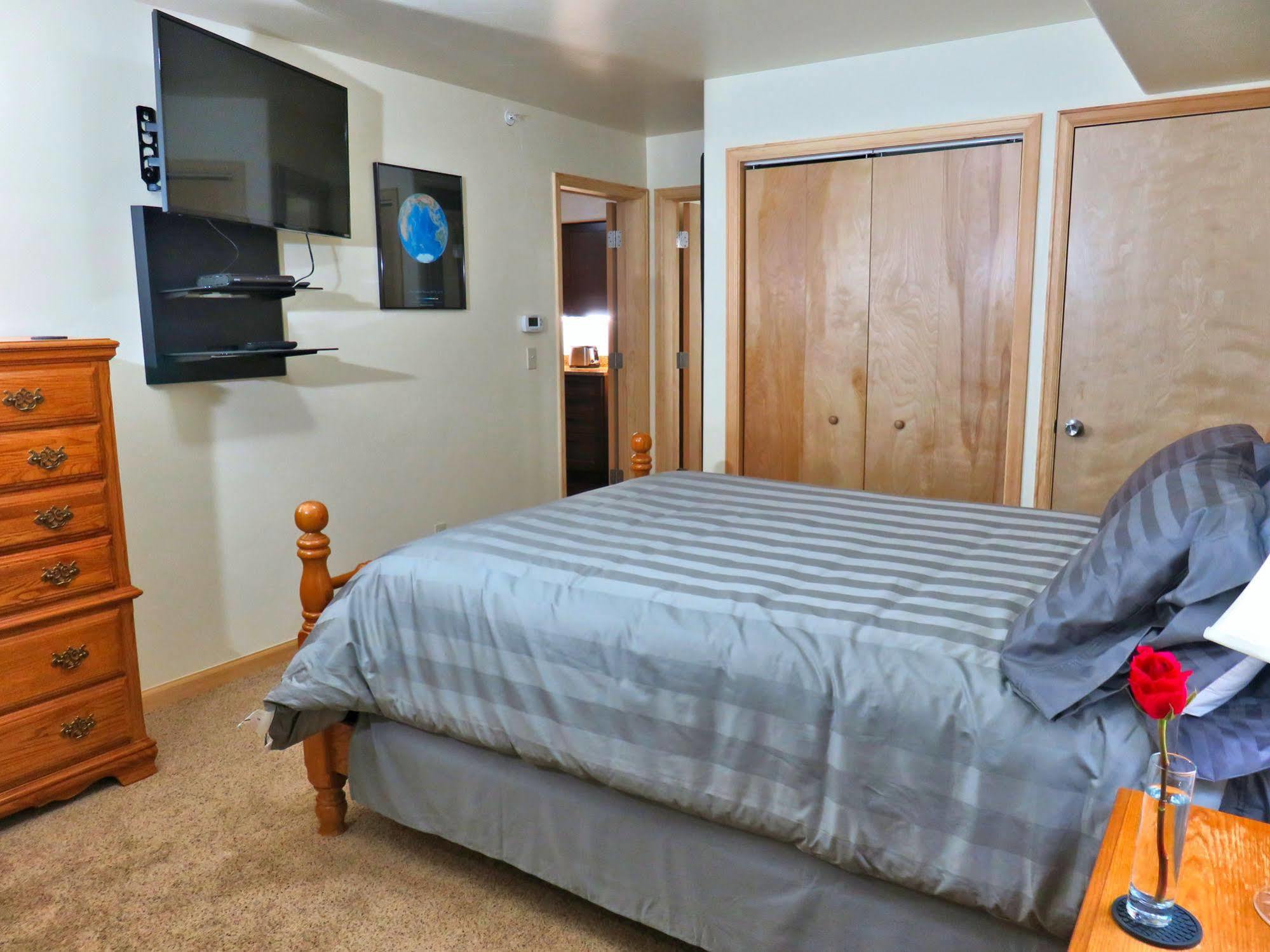 Mein Haus Bed & Breakfast Avon Esterno foto