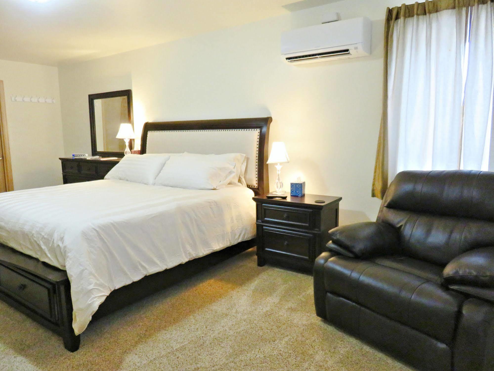 Mein Haus Bed & Breakfast Avon Esterno foto