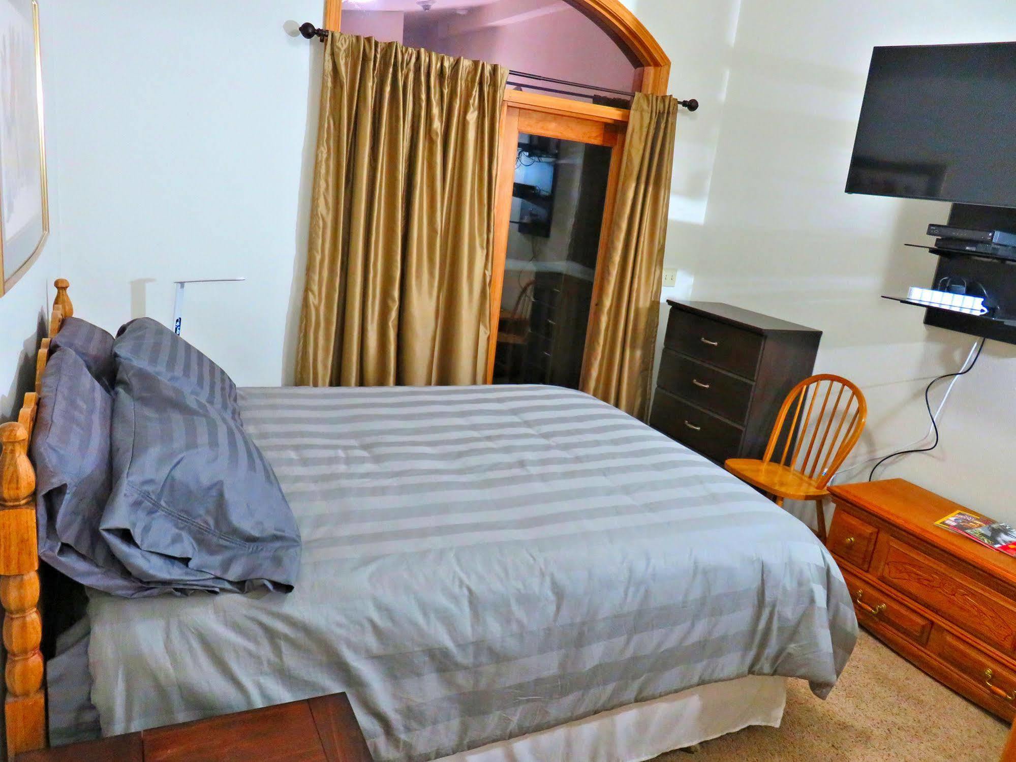 Mein Haus Bed & Breakfast Avon Esterno foto
